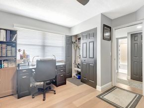 3871 Via Poinciana 505, Lake Worth FL 33467