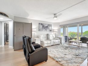 3871 Via Poinciana 505, Lake Worth FL 33467