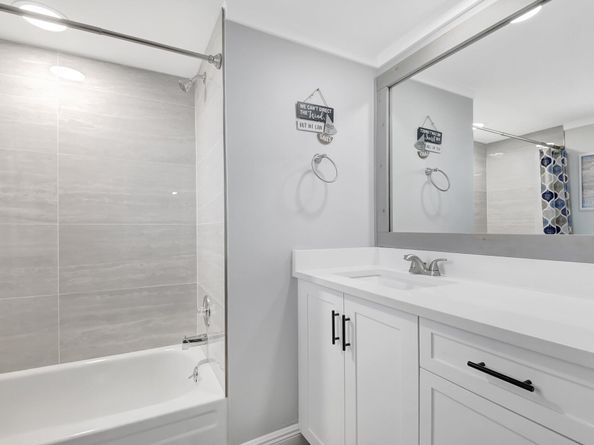 3871 Via Poinciana 505, Lake Worth FL 33467