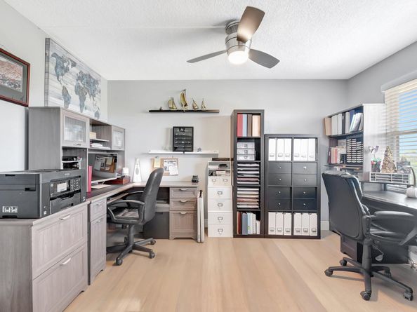 3871 Via Poinciana 505, Lake Worth FL 33467