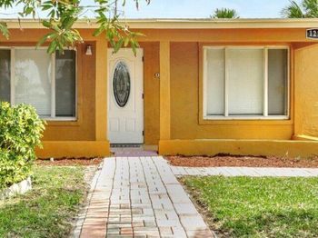 1224 W 31st