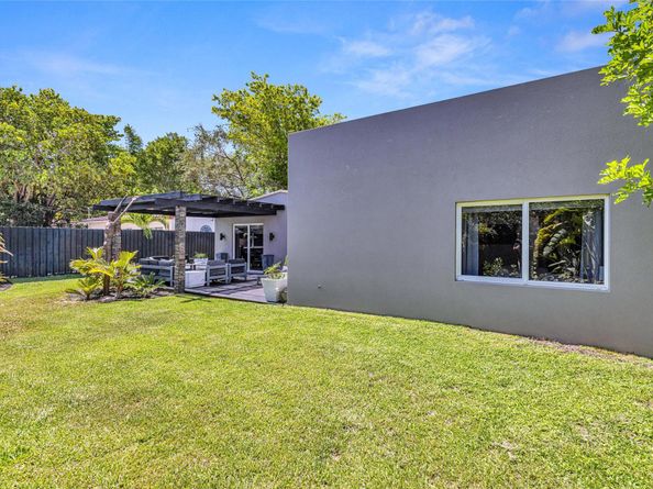 1508 NE 18th Street, Fort Lauderdale FL 33305