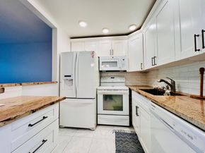 399 Sheffield Q, West Palm Beach FL 33417