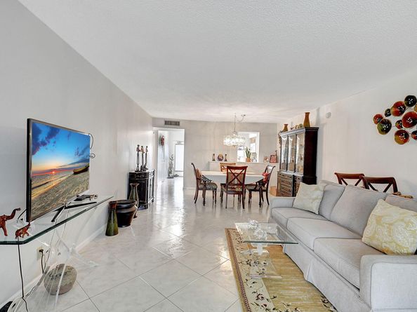 14773 Cumberland Drive 102 D, Delray Beach FL 33446