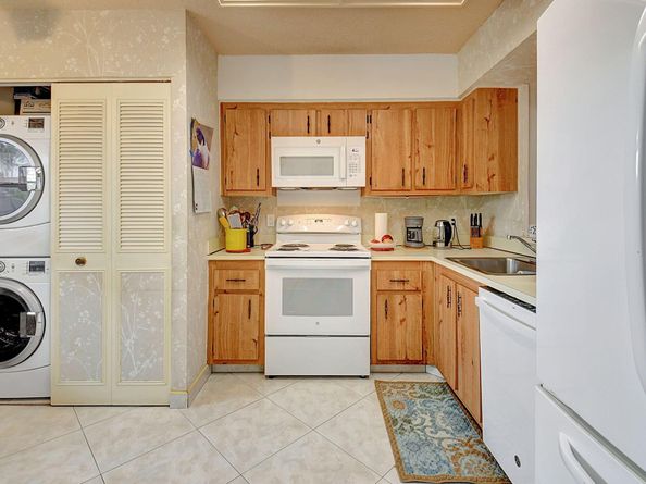 14773 Cumberland Drive 102 D, Delray Beach FL 33446