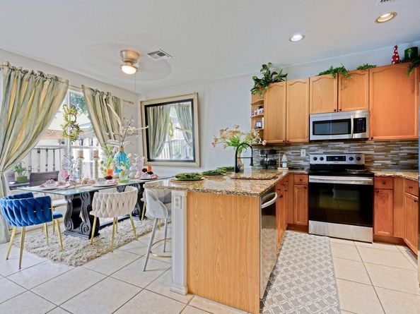 4043 Lake Tahoe Circle, West Palm Beach FL 33409