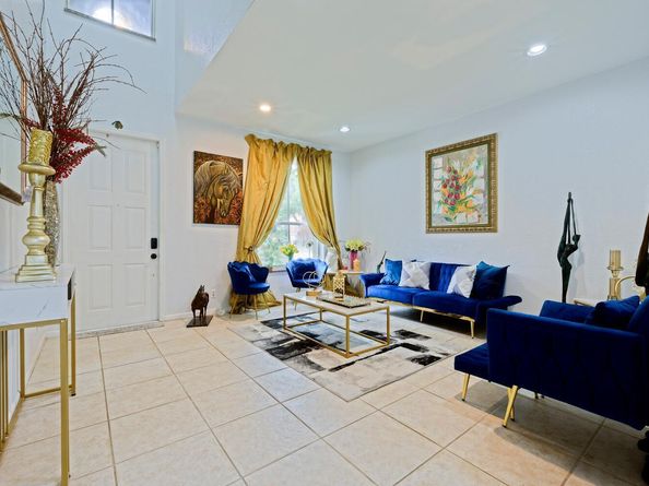 4043 Lake Tahoe Circle, West Palm Beach FL 33409