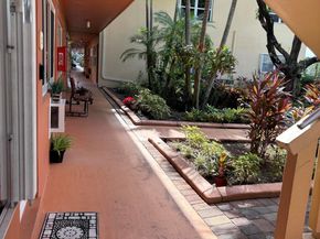204 Salisbury I 204, West Palm Beach FL 33417