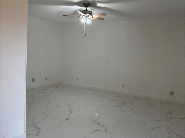 204 Salisbury I 204, West Palm Beach FL 33417