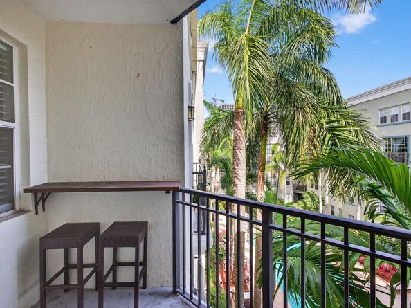 533 NE 3rd Ave 405, Fort Lauderdale FL 33301