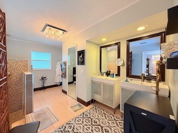 4802 Queen Palm Ln, Tamarac FL 33319