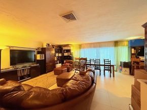 4802 Queen Palm Ln, Tamarac FL 33319