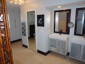 4802 Queen Palm Ln, Tamarac FL 33319