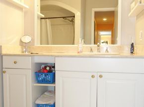4802 Queen Palm Ln, Tamarac FL 33319