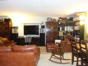 4802 Queen Palm Ln, Tamarac FL 33319