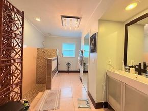 4802 Queen Palm Ln, Tamarac FL 33319