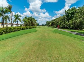 361 S Hollybrook Dr 105, Pembroke Pines FL 33025