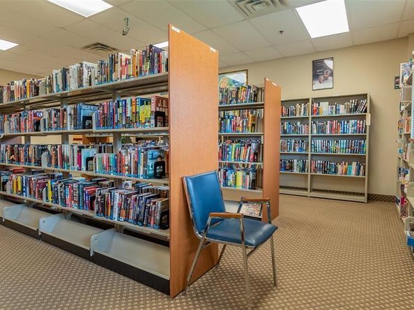 361 S Hollybrook Dr 105, Pembroke Pines FL 33025