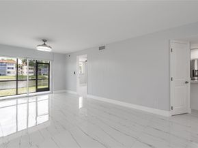 361 S Hollybrook Dr 105, Pembroke Pines FL 33025