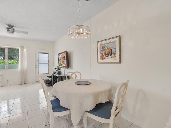 1015 SW 11th Ave 5K, Hallandale Beach FL 33009