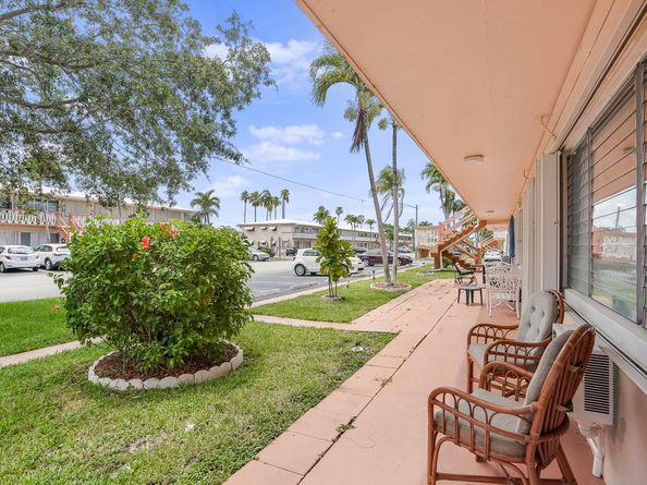 1015 SW 11th Ave 5K, Hallandale Beach FL 33009