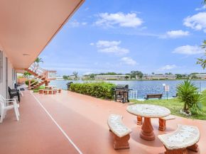 1015 SW 11th Ave 5K, Hallandale Beach FL 33009
