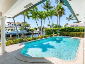 4220 NE 24th Avenue, Lighthouse Point FL 33064