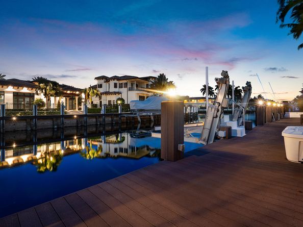 4220 NE 24th Avenue, Lighthouse Point FL 33064