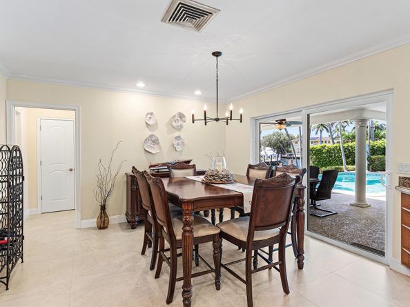 4220 NE 24th Avenue, Lighthouse Point FL 33064