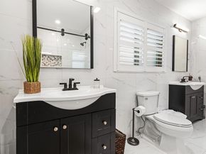 4220 NE 24th Avenue, Lighthouse Point FL 33064