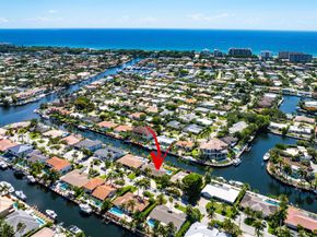 4220 NE 24th Avenue, Lighthouse Point FL 33064