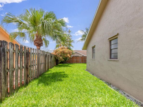 23089 SW 55th Avenue, Boca Raton FL 33433