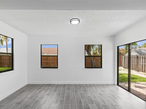 23089 SW 55th Avenue, Boca Raton FL 33433