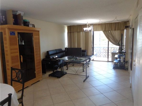 4222 Inverrary Blvd 4301, Lauderhill FL 33319