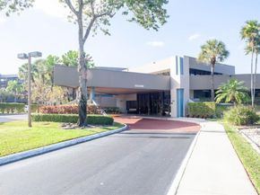 900 Colony Point Cir 407, Pembroke Pines FL 33026