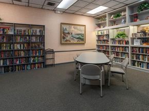 900 Colony Point Cir 407, Pembroke Pines FL 33026