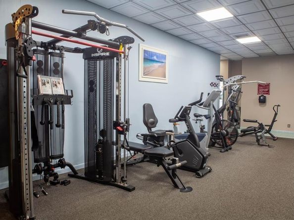 900 Colony Point Cir 407, Pembroke Pines FL 33026