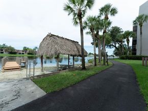 900 Colony Point Cir 407, Pembroke Pines FL 33026