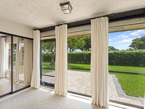 416 Cottonwood Place, Boca Raton FL 33431