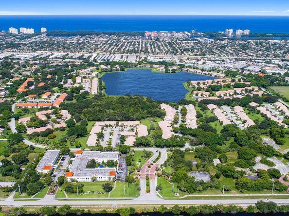 416 Cottonwood Place, Boca Raton FL 33431