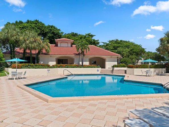 416 Cottonwood Place, Boca Raton FL 33431