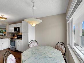 7220 S Devon Dr 302, Fort Lauderdale FL 33321
