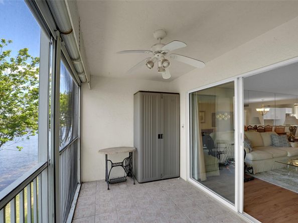 7220 S Devon Dr 302, Fort Lauderdale FL 33321