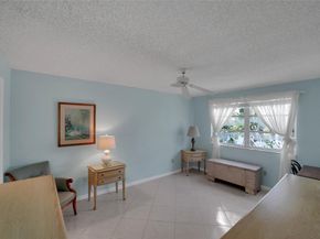 7220 S Devon Dr 302, Fort Lauderdale FL 33321