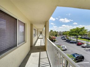 7220 S Devon Dr 302, Fort Lauderdale FL 33321