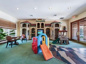 4856 N State Road 7 104, Pompano Beach FL 33073