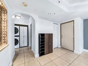 4856 N State Road 7 104, Pompano Beach FL 33073