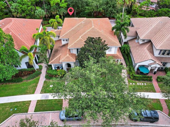 203 Evergrene Parkway, Palm Beach Gardens FL 33410