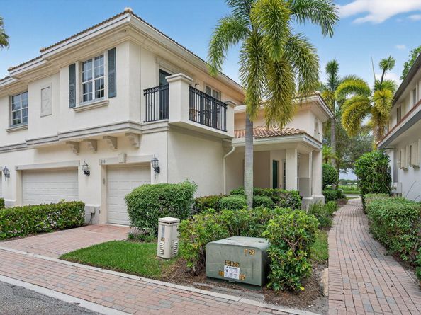 203 Evergrene Parkway, Palm Beach Gardens FL 33410