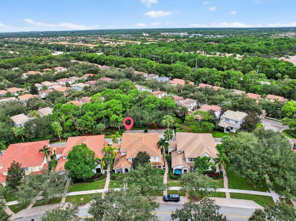 203 Evergrene Parkway, Palm Beach Gardens FL 33410